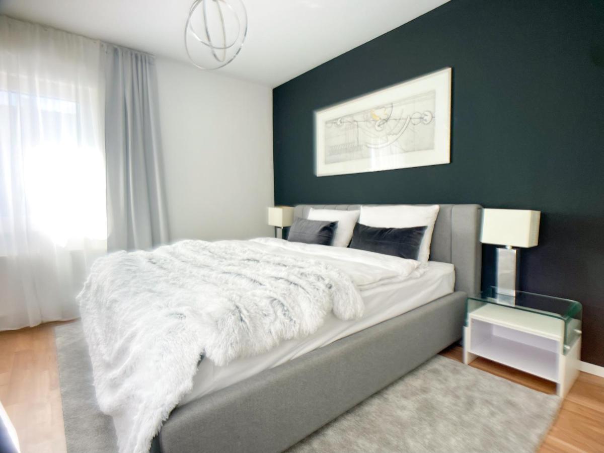 M-Style 02 Apartment Mit Balkon 24H Self-Check-In, Free Parking, Netflix Núremberg Exterior foto