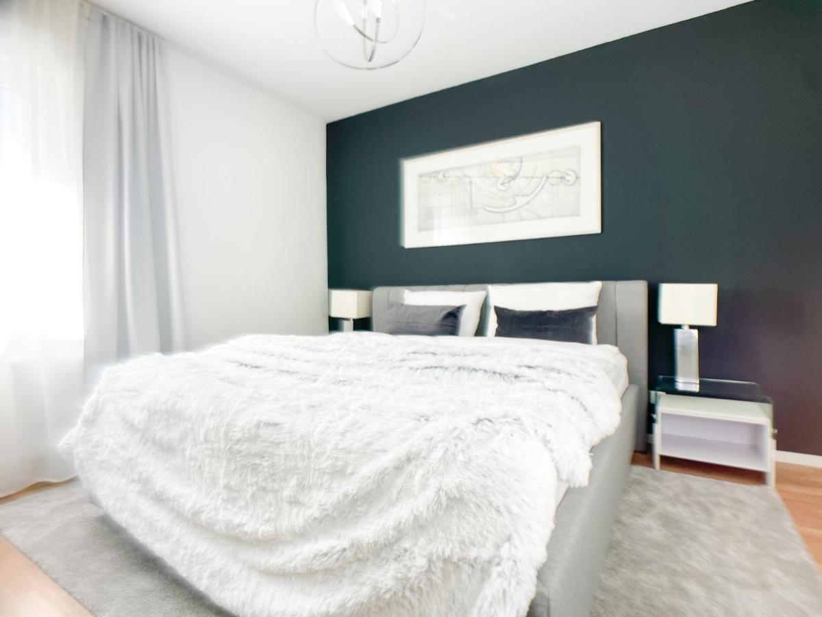 M-Style 02 Apartment Mit Balkon 24H Self-Check-In, Free Parking, Netflix Núremberg Exterior foto